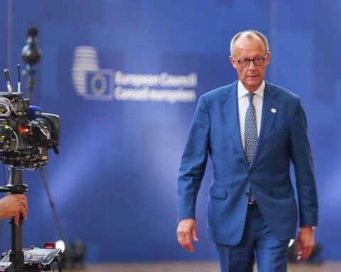 Friedrich Merz in Brüssel, diskutiert über EU-Haushalt und Bürokratieabbau.