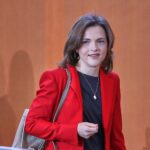 Elisabeth Kaiser spricht über ostdeutsche Stereotypen und betont die Notwendigkeit von Zuwanderung.