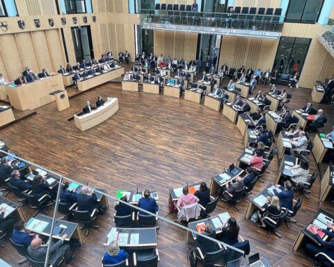 Sitzung des Bundesrates mit Ministerpräsidentin Anke Rehlinger über Sozialreformen und Finanzierungsfragen.