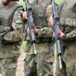 CDU-Politiker fordert stärkere militärische Zusammenarbeit der europäischen NATO-Staaten angesichts US-Abzugs.