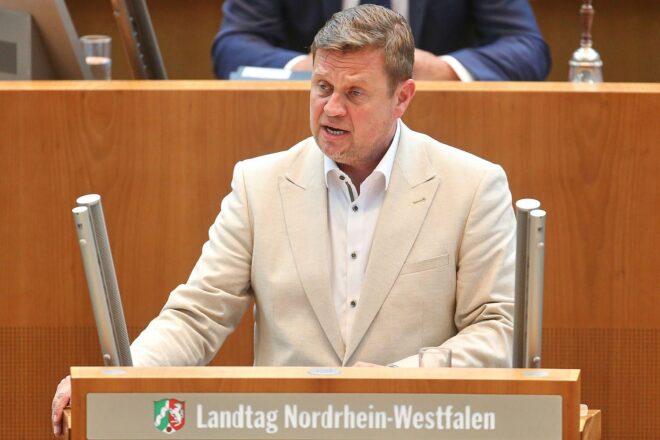 SPD kritisiert 182 neue Stellen für NRW-Plan als Bürokratiemonster