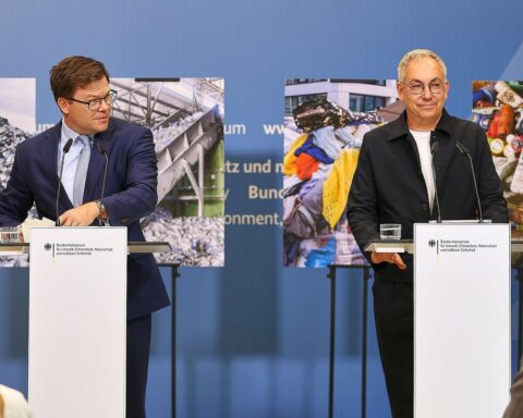 Sachsen befürwortet Kreislaufwirtschaft; Abfallreduktion und Recycling stehen im Fokus zukünftiger Entwicklungen.