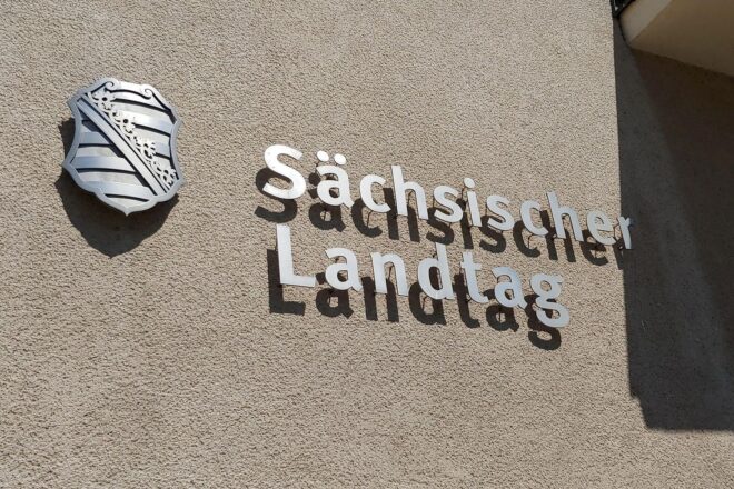 Sachsens Haushaltsentwurf für 2027/2028 steht vor der Sommerpause