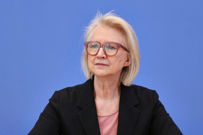 Schnitzer warnt vor Fehlern bei Kapitalrente