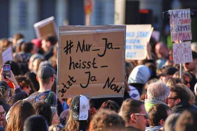 Sexualstrafrecht: Junge Union und Jusos offen für Ja-heißt-Ja-Modell