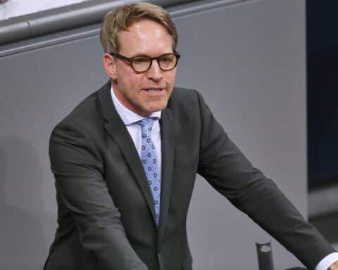Sicherheitspolitiker analysieren China-Kooperationen des Helmholtz-Zentrums für Informationssicherheit kritisch.