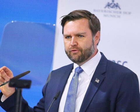JD Vance spricht über Fortschritte bei Atomverhandlungen mit dem Iran in der Schweiz.