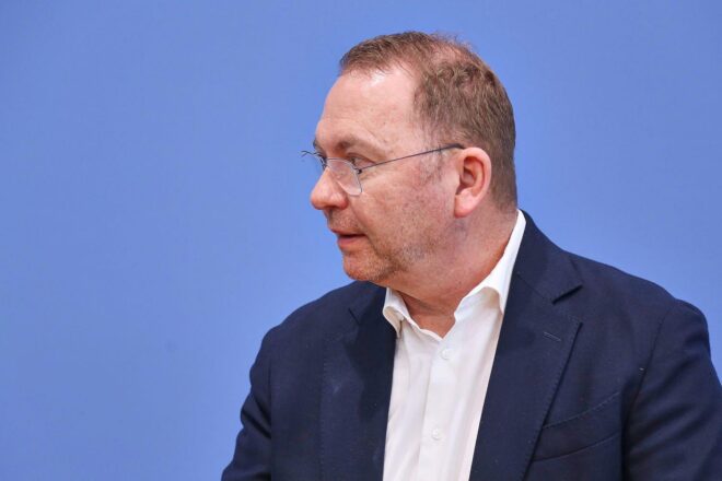 Verdi warnt nach Spitzentreffen vor sozialem Kahlschlag