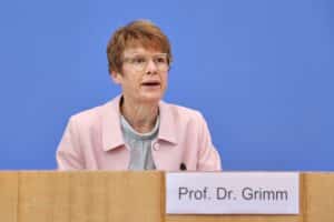 Veronika Grimm kritisiert Reformen der Bundesregierung; fordert technologischen Fortschritt für Wachstum.