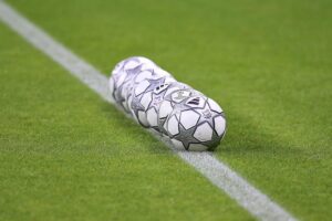 Fußbälle im Archiv: Concacaf lehnt Infantino-Investorenpläne für die WM ab.