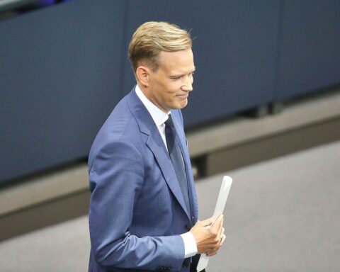 Hendrik Streeck (CDU), Archivfoto: Debatte um Leihmutter-Dienste und Elternschaft in den USA.