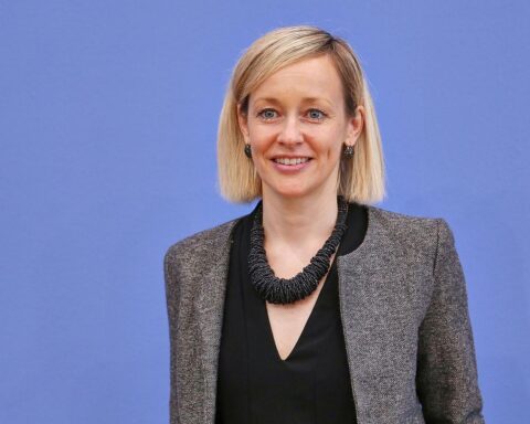 Louisa Specht-Riemenschneider warnt: Reform der Geheimdienste ermöglicht Videoüberwachung mit Ton und Echtzeitbildern.