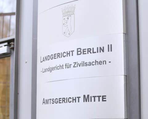 Archivfoto von Landgericht Berlin II und Amtsgericht Mitte, nach Softwarestörung der Berliner Justiz behoben.