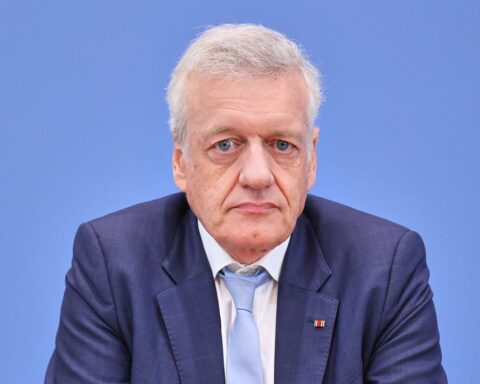 Ferdinand M. Gerlach (Archiv) erklärt, dass ein forciertes Zusammenlegen von Krankenkassen keinen Beitragssatz senkt.
