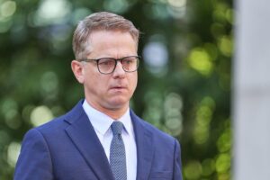 Carsten Linnemann beim Termin, Hausärzteverband erwartet Reformen im Bundesgesundheitsministerium und Primärversorgung.