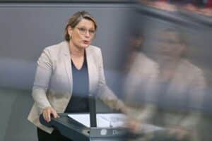Stefanie Hubig fordert "Nur Ja heißt Ja"-Prinzip zum Schutz sexueller Selbstbestimmung im Bundesrat.