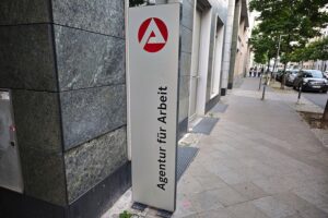 Bernd Fitzenberger warnt in Nürnberg vor Abschaffung von Minijobs; Bundesagentur für Arbeit im Bild.