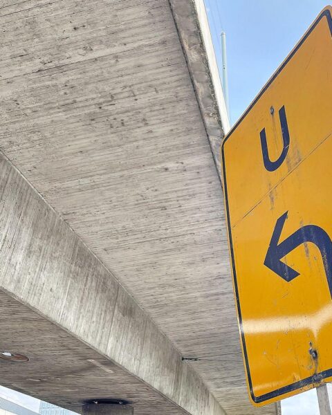 Umleitungsschild (Archiv) vor Baustelle: Vollsperrung der Kreisstraße 203 bei Hönnersum/Borsum.