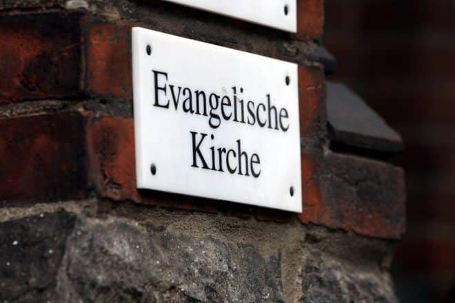 Kirchen kritisieren geplante Entwicklungshilfe-Kürzungen