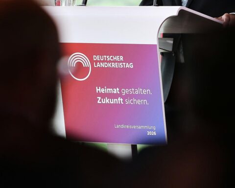 Achim Brötel fordert strengere EU-Regeln zur Arbeitnehmerfreizügigkeit gegen Sozialleistungsmissbrauch.