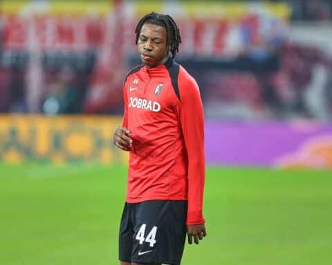Johan Manzambi im SC-Freiburg-Trikot (Archivfoto), Wechsel zu Aston Villa angekündigt.