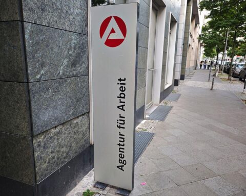 Bundesagentur für Arbeit im Archiv: Zuwanderer zunehmend berufstätig in der EU, steigende Beschäftigungsquoten.