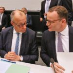 Friedrich Merz und Jens Spahn im Archivfoto, Politikerbild zum Rücktritt Spahns.