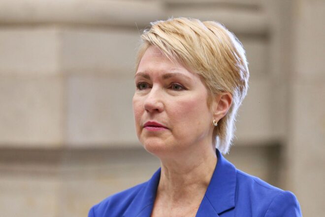 Schwesig wirft Merz "falsche Tonlagen" vor