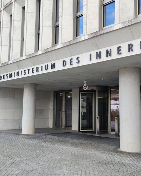 Bundesinnenministerium im Archiv: Sicherheitsbehörden prüfen mögliche Anschlagsvorbereitungen wegen Iran-Konflikt.