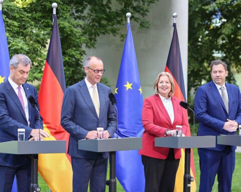 Pressekonferenz mit SoVD-Chefin Michaela Engelmeier zur ungenügenden Steuerreform in Berlin.
