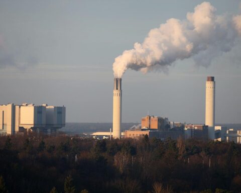 Heizkraftwerk im Archiv: Thüringer Umweltministerium beschleunigt Genehmigungen für Industrie und Energieanlagen.