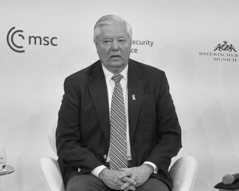 US-Senator Lindsey Graham (Archivfoto) vor Washington: Meldung über seinen Tod nach plötzlicher Erkrankung.