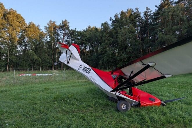 Ultraleichtflugzeug bei Vahlde abgestürzt – Pilot leicht verletzt