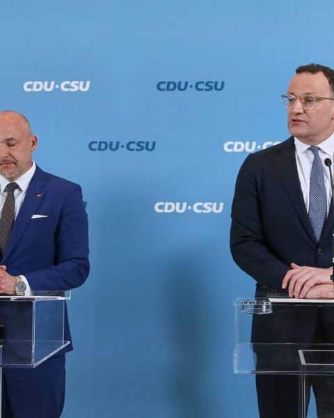 Alexander Hoffmann und Jens Spahn (Archiv): CSU- und CDU-Politiker, nach Rücktritt Spahns.