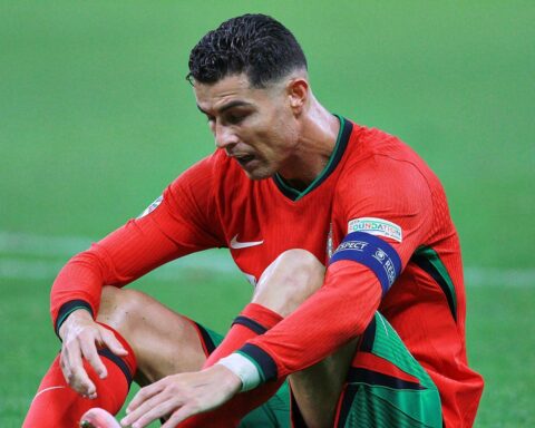 Spanien jubelt nach Sieg über Portugal, Ronaldo enttäuscht, Merino trifft in Nachspielzeit.