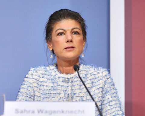 Sahra Wagenknecht (Archiv) bei einer Warnung des BSW vor möglicher Abweisung der Neuauszählung.