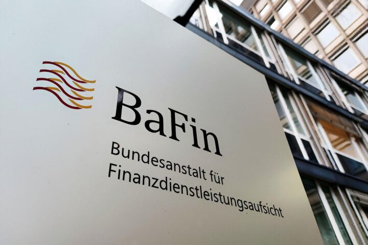 Bafin-Logo im Archiv: Abberufung des Aufsichtsrats bei Raiffeisenbank Plankstetten, Sonderbeauftragte eingesetzt.