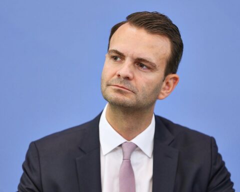 CSU-Politiker Florian Dorn (Archiv) warnt im Bundestag vor Beibehaltung der „Rente mit 63“.