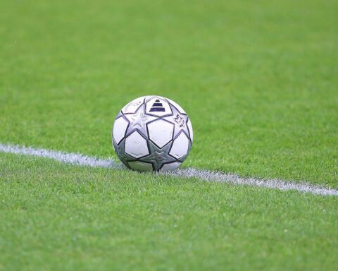 Gianni Infantino beendet umstrittenen FIFA-Plan; Archivfoto Fußball, kritische Debatte um Turnier-Anteile.