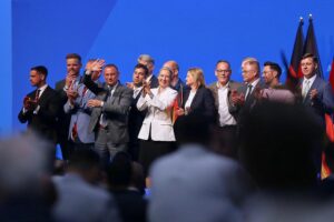 AfD-Vorstand im Archiv: politische Stimmung, Forsa-Werte zu Parteien und Kanzler Merz.