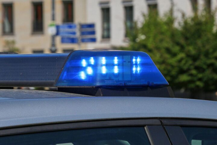Polizei-Archivfoto: Schützenfest in Rheinberg, Messerangriff auf 28-Jährigen im Außenwall/Orsoyer Straße.